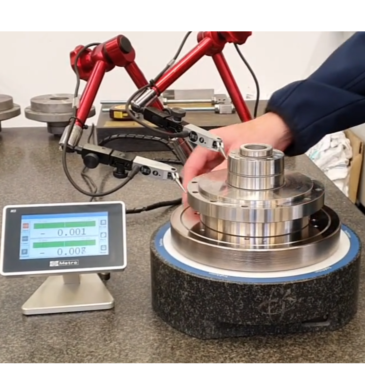 TruMotion Manual Spin Rotary Table
