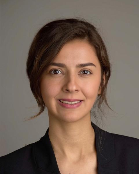 Leila Ensaniat