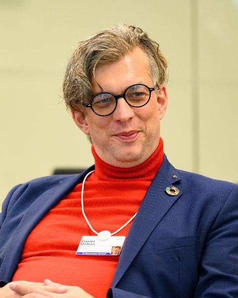 Daniel Dobos