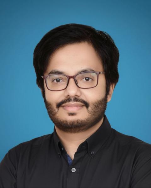 Zak Mandhro